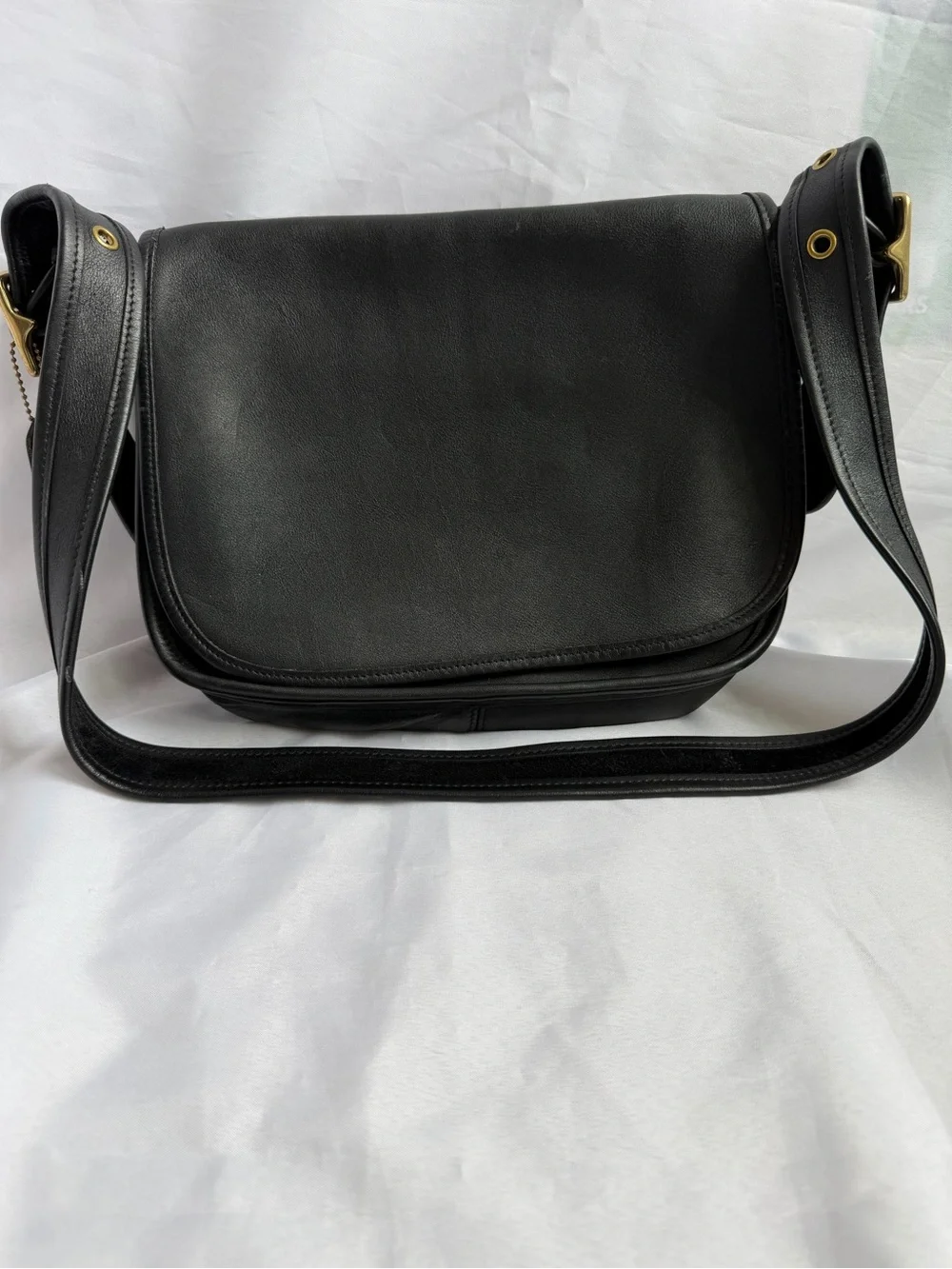 Vintage Coach Legacy Patricia 9951 Black Leather Saddle Crossbody Bag USA Era - Picture 6 of 16